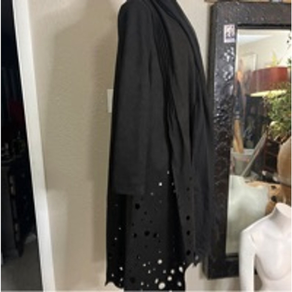 NWT women’s vegan suede leather trench coat by Adore featuring cutouts in black - Picture 5 of 13